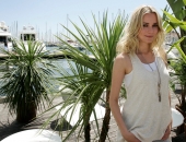 Diane Kruger - Wallpapers - Picture 39 - 1920x1200