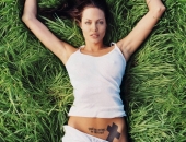 Angelina Jolie - Wallpapers - Picture 281 - 1024x768