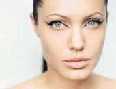 Angelina Jolie - Wallpapers - Picture 223 - 1024x768