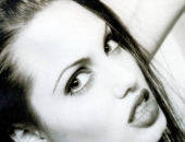 Angelina Jolie - Wallpapers - Picture 239 - 1024x768