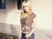 Ashlee Simpson - Wallpapers - Picture 29 - 1024x768