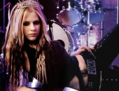 Avril Lavigne - Wallpapers - Picture 134 - 1024x768