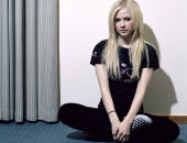 Avril Lavigne - Wallpapers - Picture 74 - 1024x768