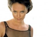 Charlize Theron - Wallpapers - Picture 147 - 1024x768