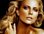 Charlize Theron - Wallpapers - Picture 398 - 1920x1200