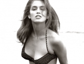 Cindy Crawford - Picture 14 - 540x800