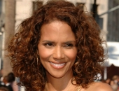 Halle Berry - HD - Picture 34 - 1300x1898