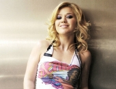 Kelly Clarkson - Wallpapers - Picture 32 - 1024x768