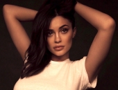 Kylie Jenner - HD - Picture 20 - 1080x1080