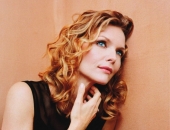 Michelle Pfeiffer - Wallpapers - Picture 10 - 1024x768