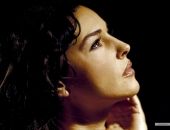 Monica Bellucci - HD - Picture 7 - 1600x1200