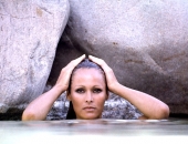 Ursula Andress - Picture 2 - 800x530